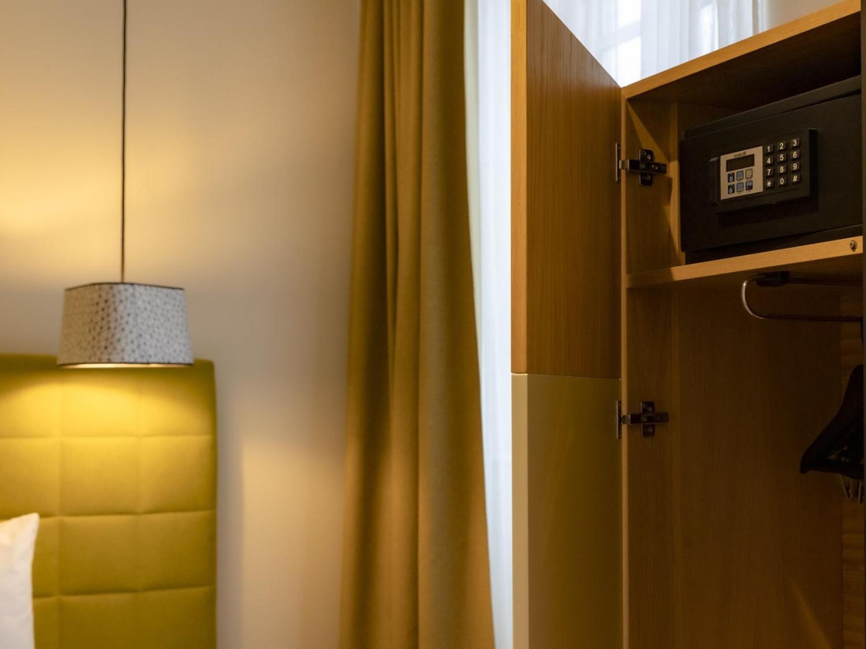 Hotel Ginkgo - Spa Biloba Quimper Luaran gambar